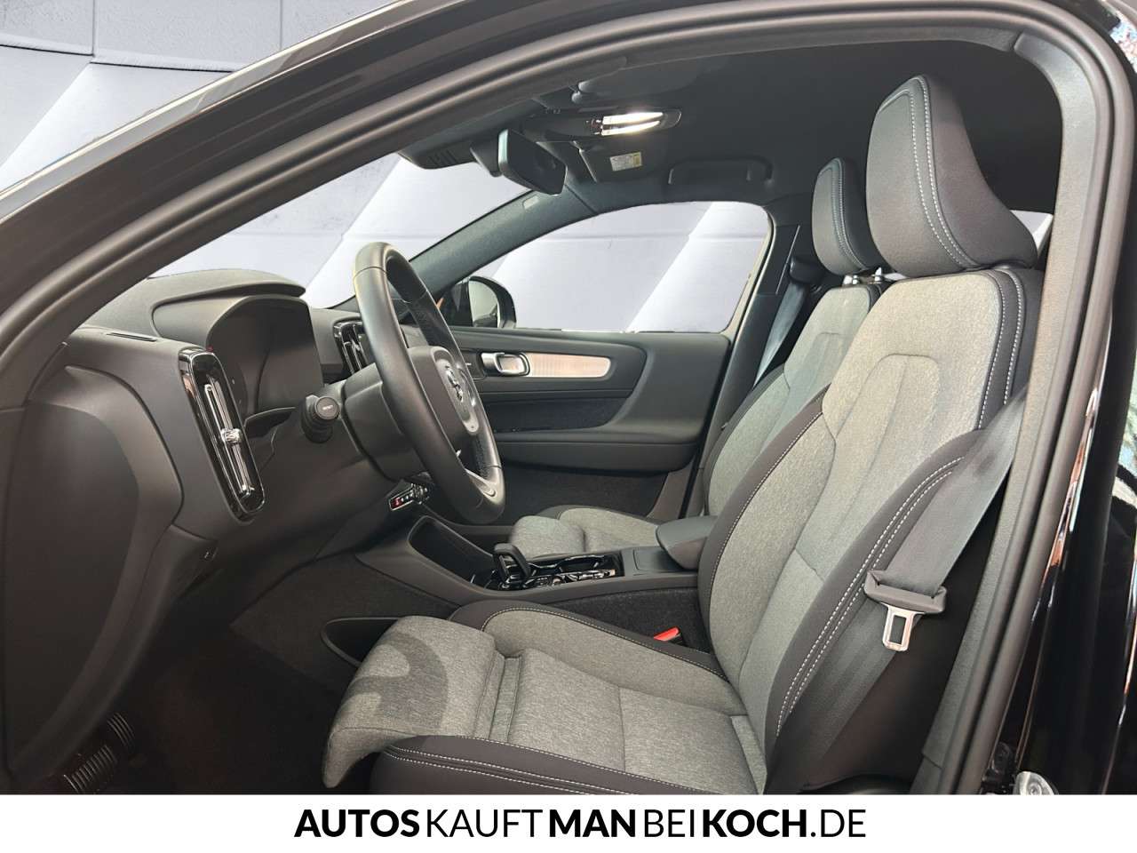 Fahrzeugbild eines Volvo XC40