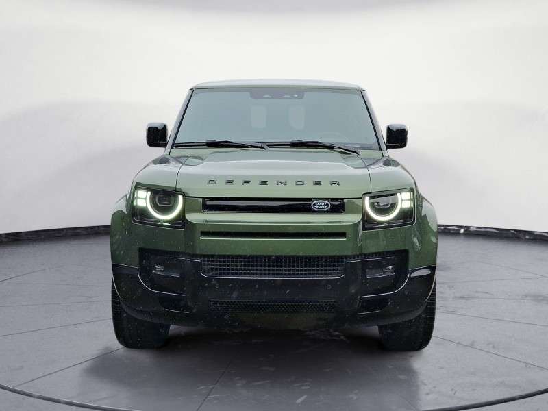 Fahrzeugbild eines Land Rover Defender
