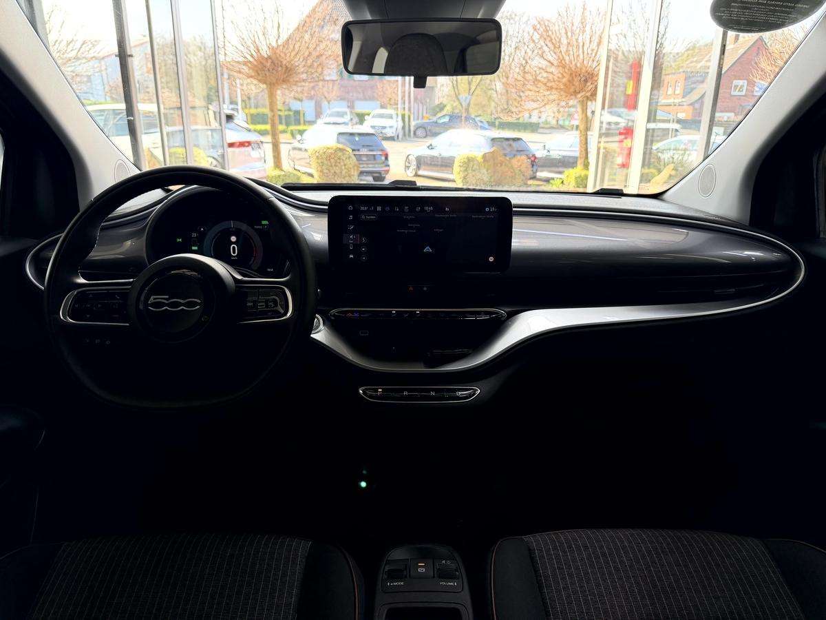 Fahrzeugbild eines Fiat 500