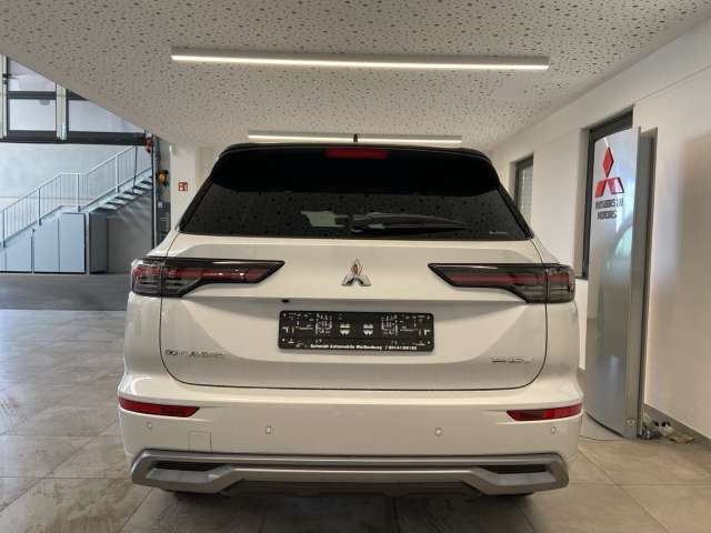 Fahrzeugbild eines Mitsubishi Outlander
