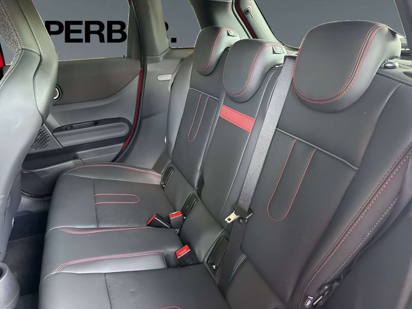 Fahrzeugbild eines MINI COOPER