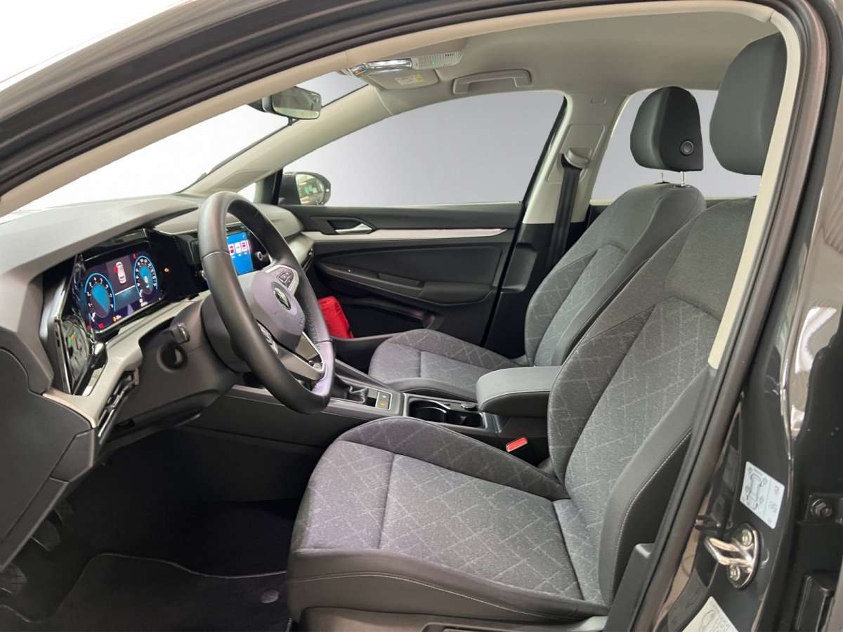 Fahrzeugbild eines Volkswagen Golf