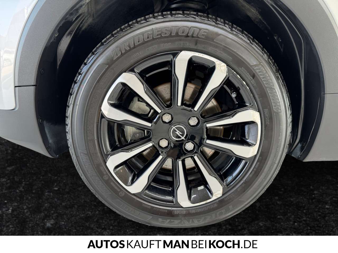 Fahrzeugbild eines Opel Crossland X