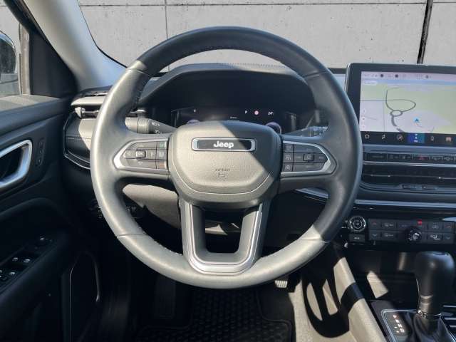 Fahrzeugbild eines Jeep Compass
