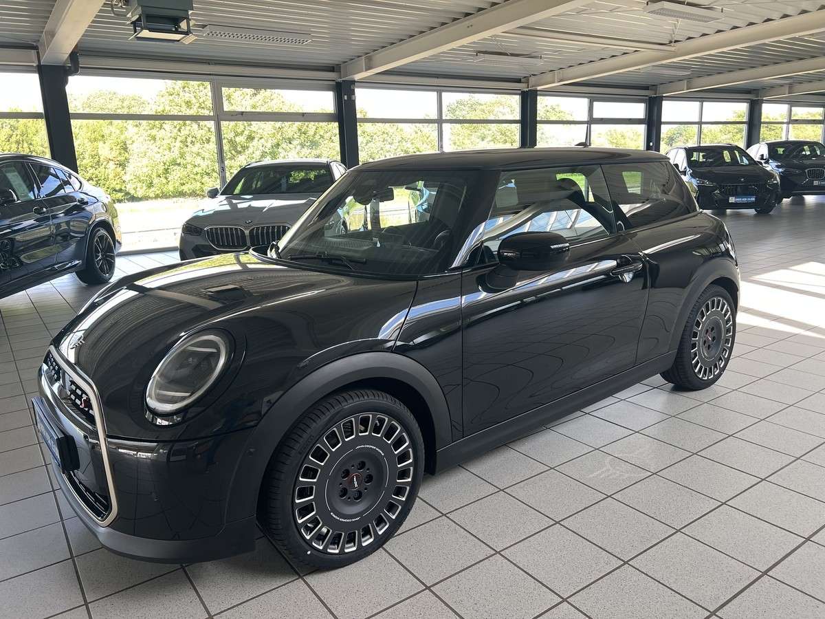 Fahrzeugbild eines MINI COOPER