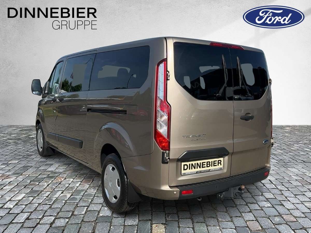 Fahrzeugbild eines Ford Transit Custom
