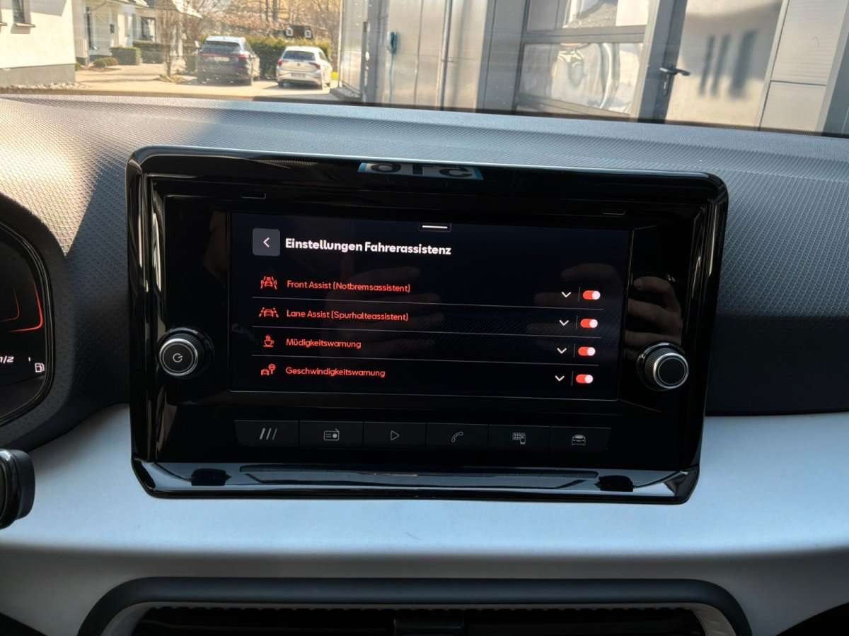 Fahrzeugbild eines SEAT Ibiza