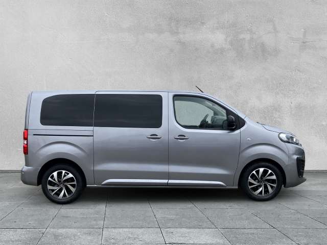 Fahrzeugbild eines Citroën SpaceTourer