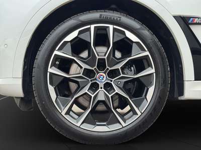 Bild BMW X7