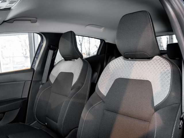 Fahrzeugbild eines Mitsubishi Colt