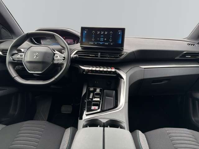 Fahrzeugbild eines Peugeot 5008