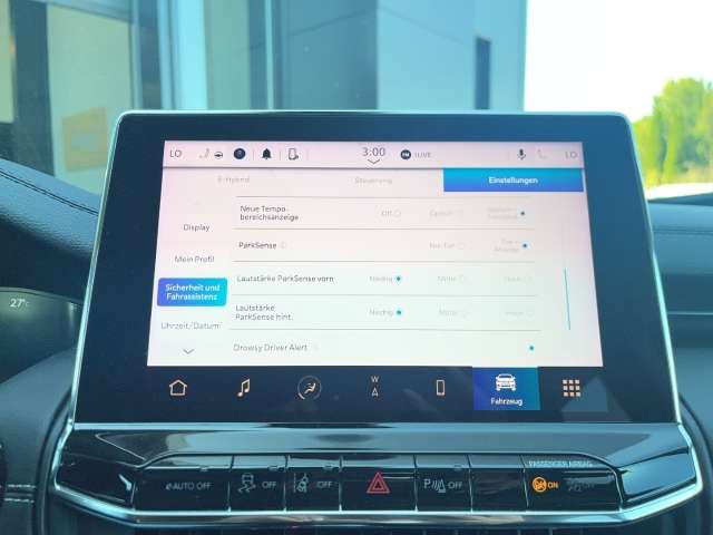 Fahrzeugbild eines Jeep Compass