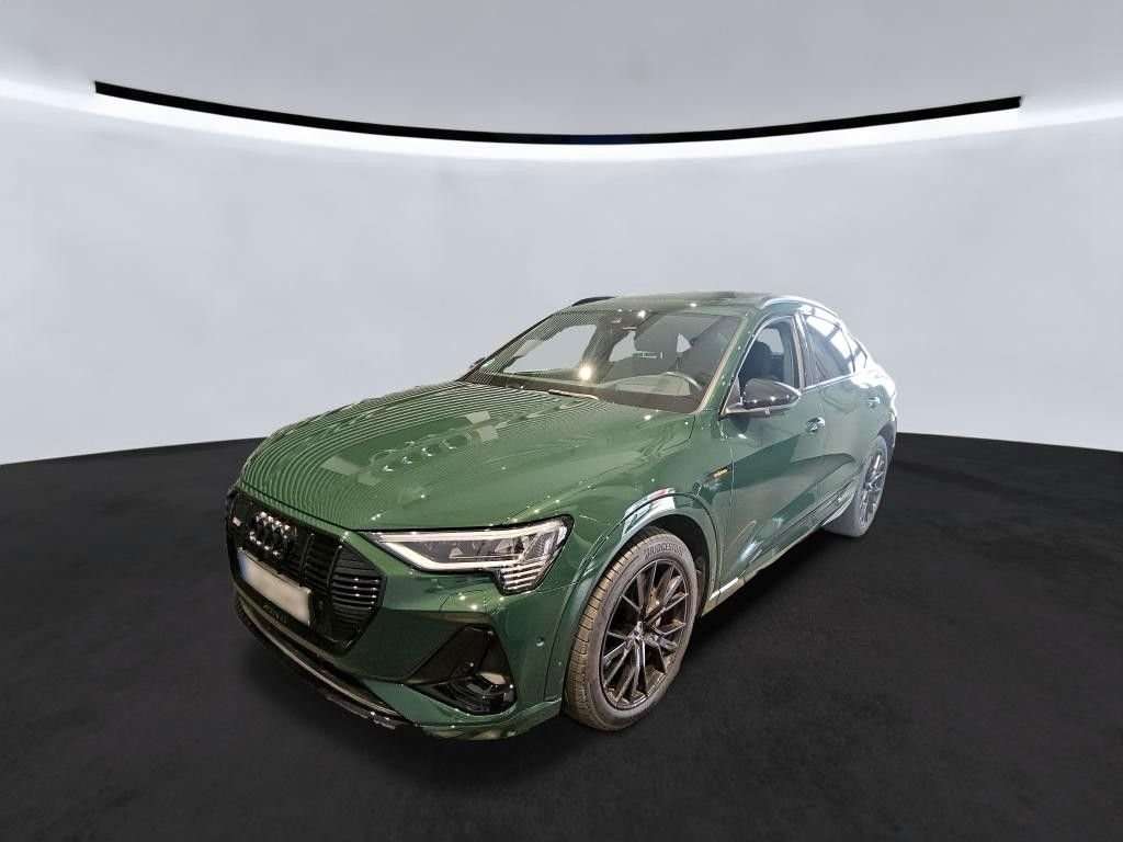 Fahrzeugbild eines Audi e-tron