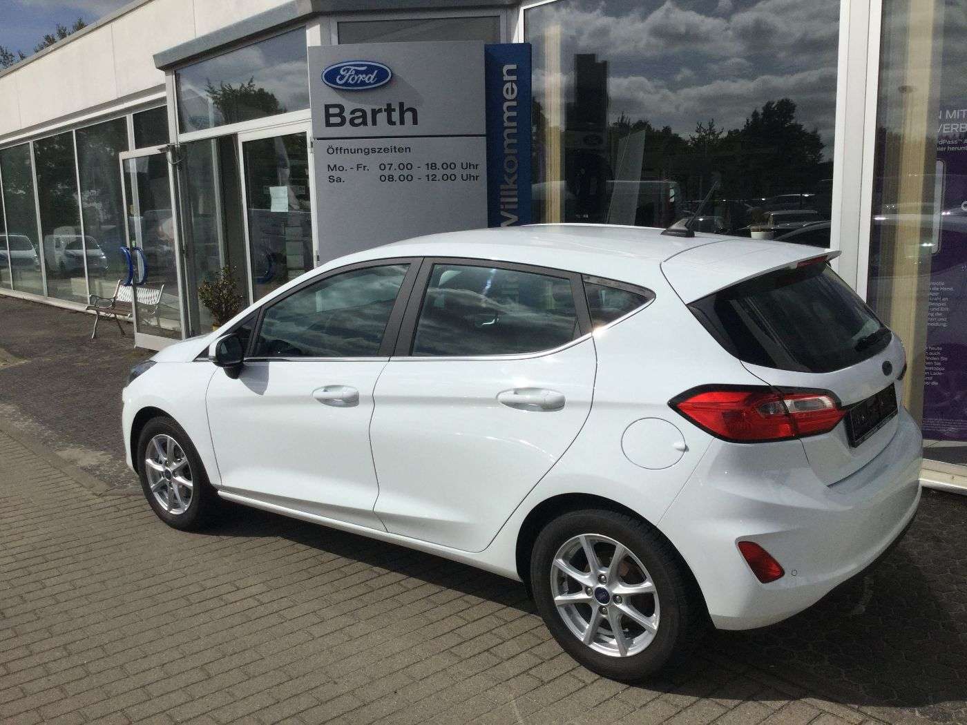 Fahrzeugbild eines Ford Fiesta