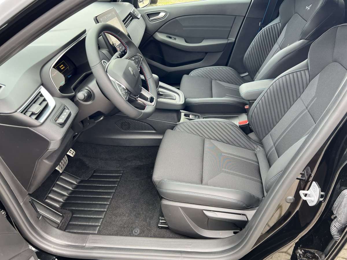 Fahrzeugbild eines Renault Clio