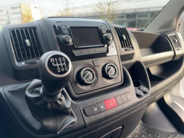 Fahrzeugbild eines Opel Movano