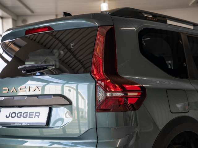Fahrzeugbild eines Dacia Jogger