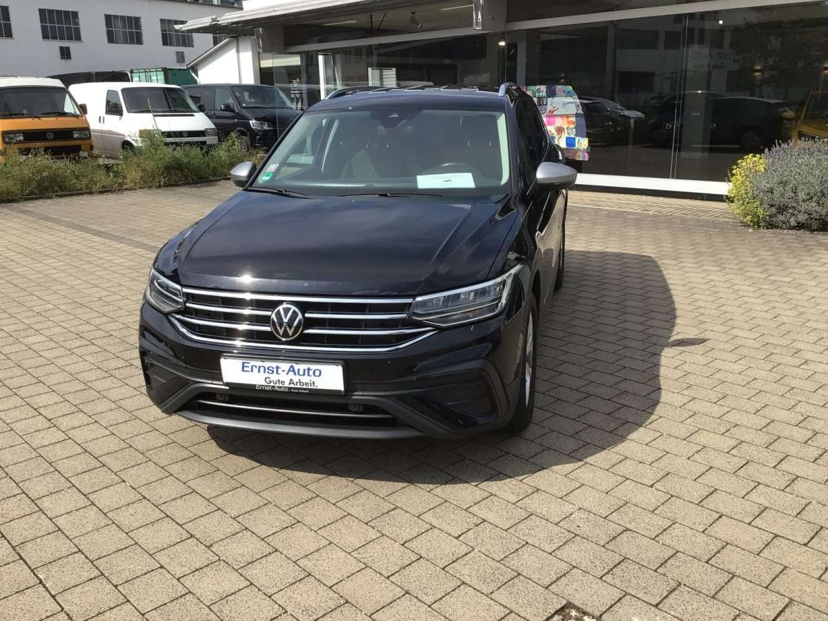 Fahrzeugbild eines Volkswagen Tiguan Allspace