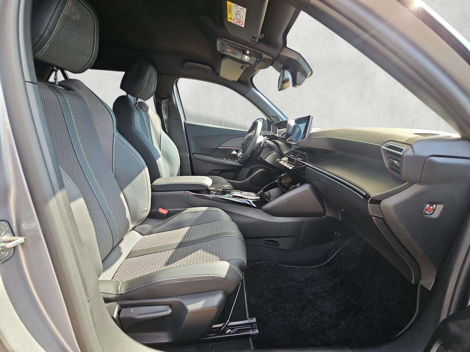 Fahrzeugbild eines Peugeot 2008