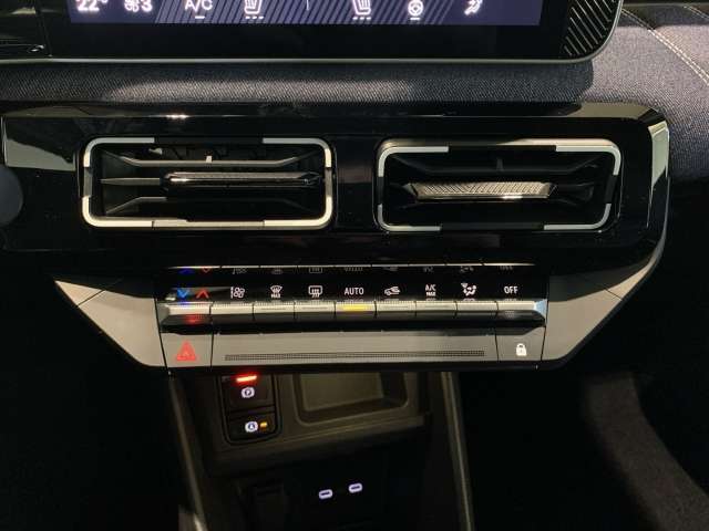 Fahrzeugbild eines Renault 5 E-TECH