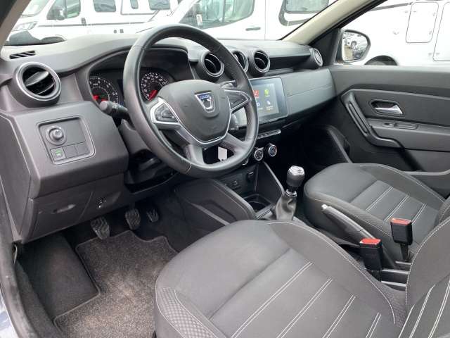 Fahrzeugbild eines Dacia Duster