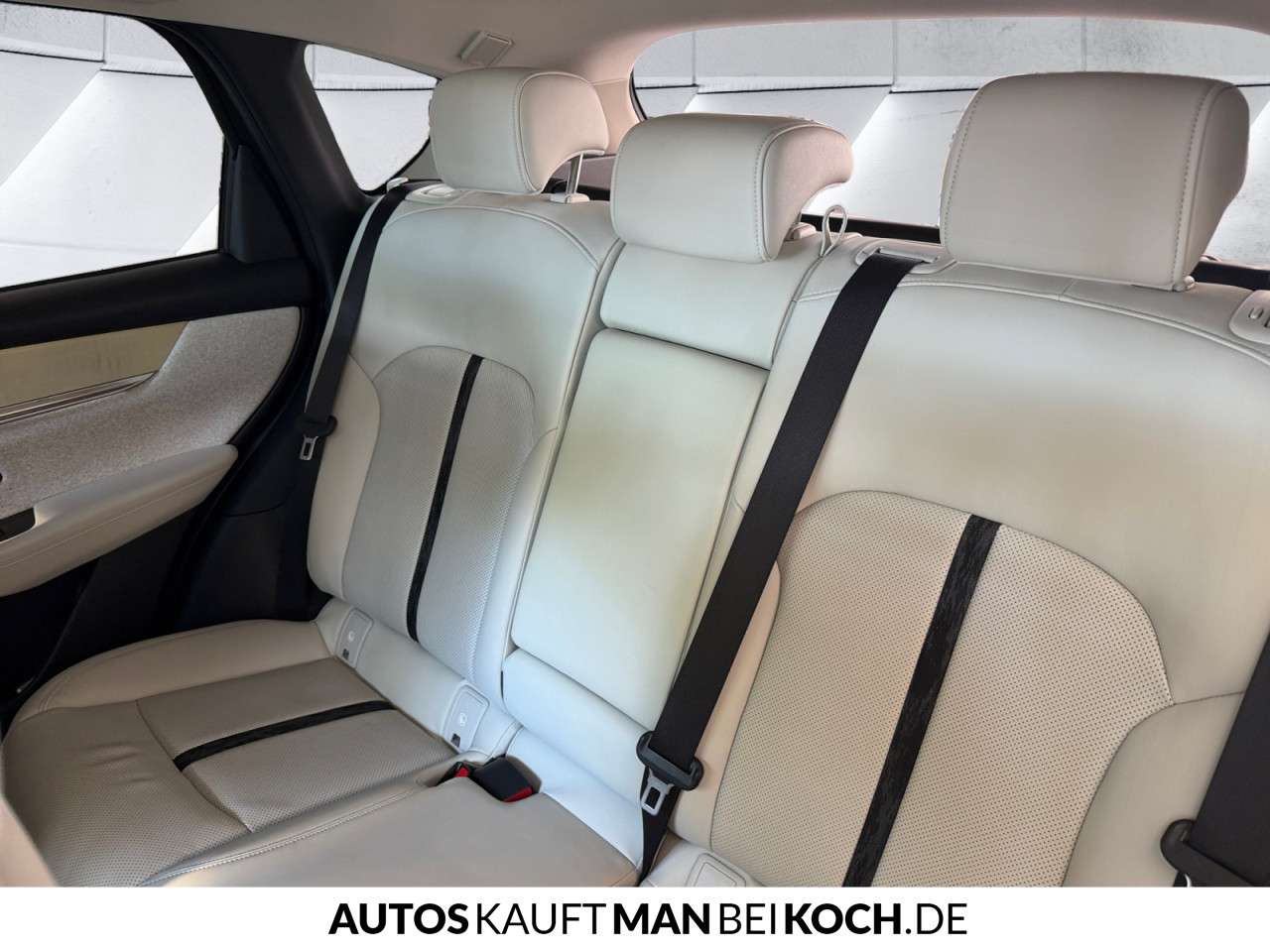 Fahrzeugbild eines Mazda CX-60
