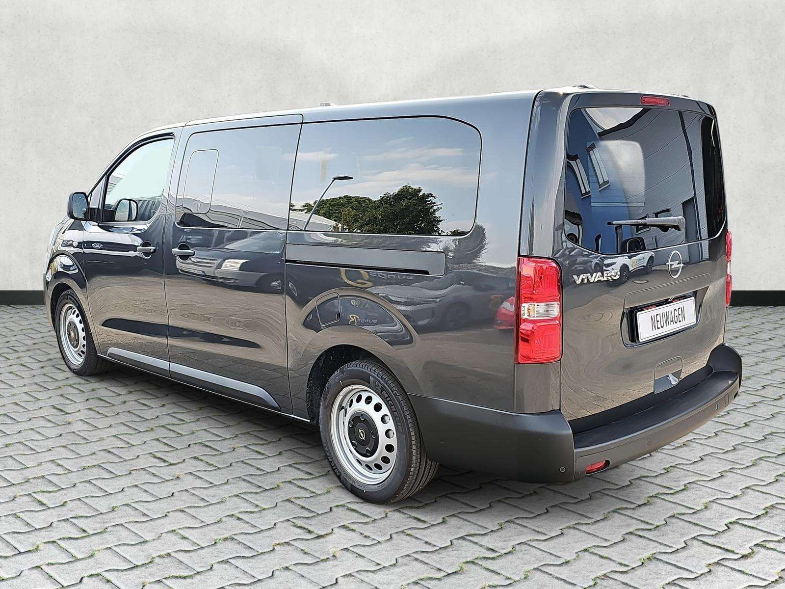 Fahrzeugbild eines Opel Vivaro