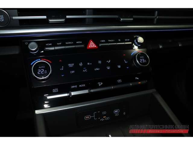 Fahrzeugbild eines Hyundai Santa Fe