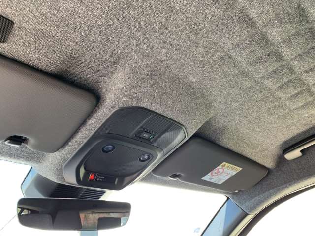 Fahrzeugbild eines Renault 4 E-TECH