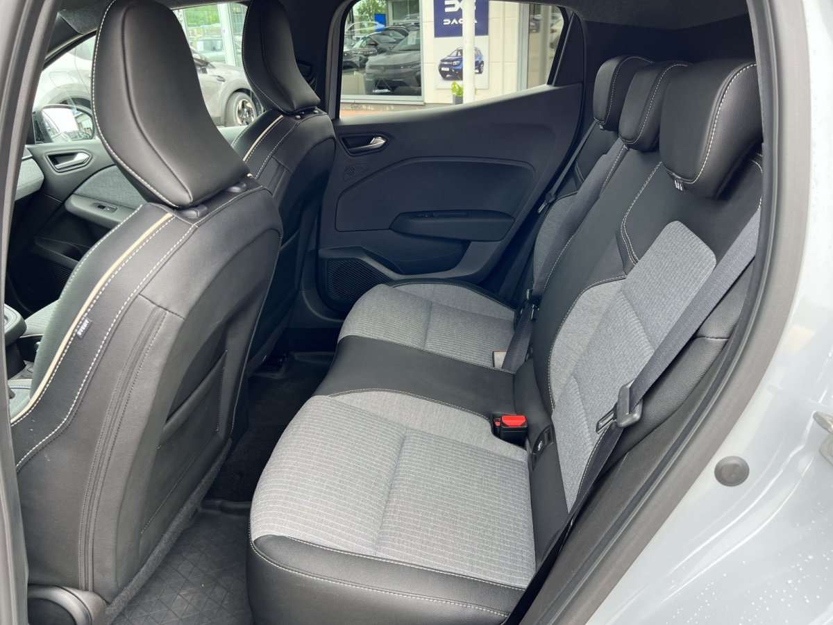 Fahrzeugbild eines Renault Clio