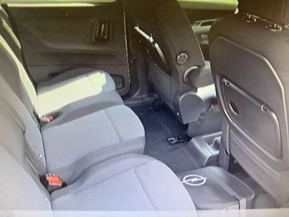 Fahrzeugbild eines Opel Combo