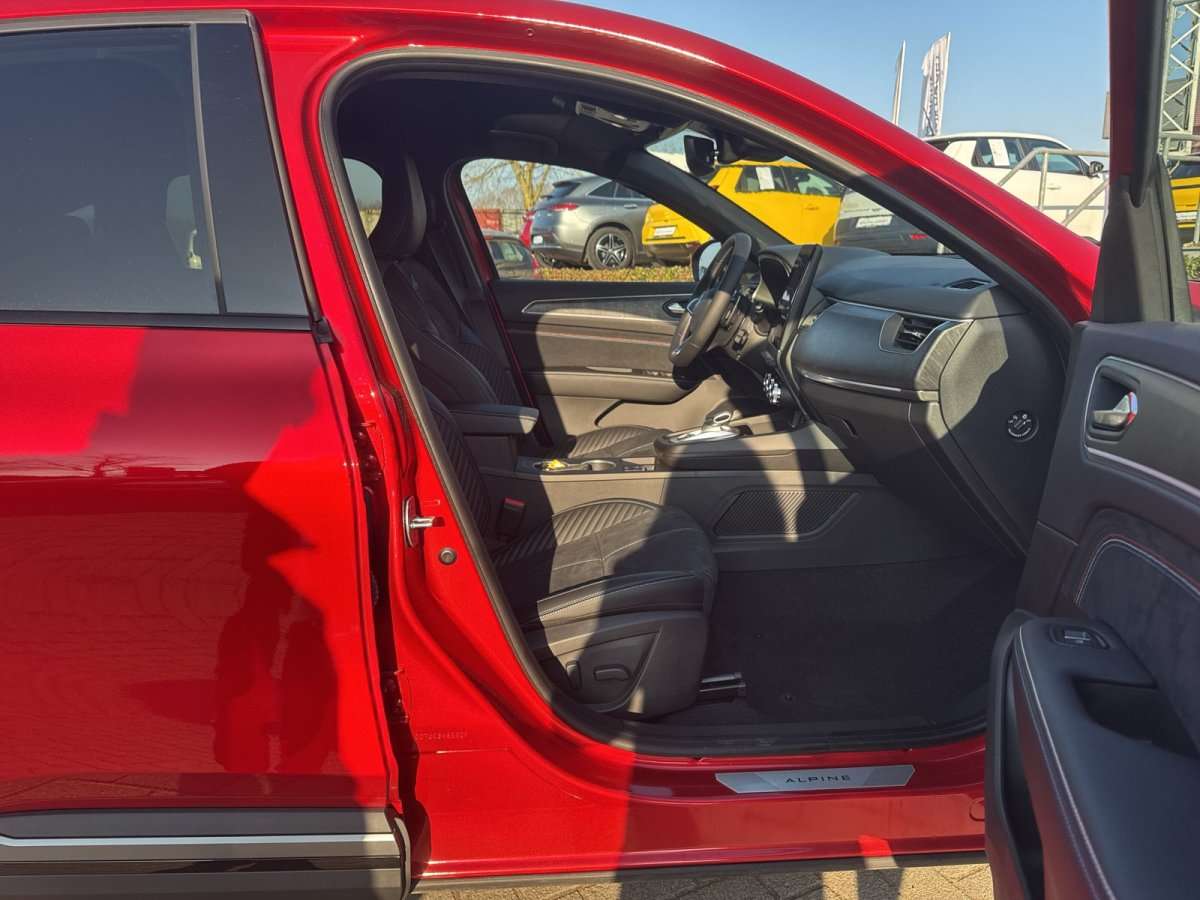 Fahrzeugbild eines Renault Arkana