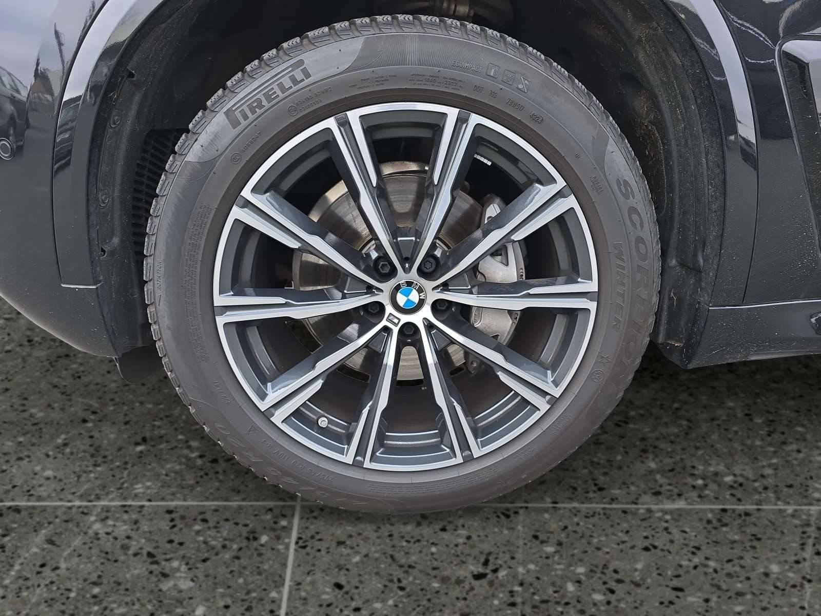 Fahrzeugbild eines BMW X5