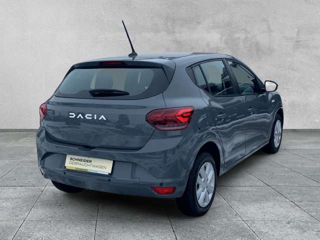 Fahrzeugbild eines Dacia Sandero