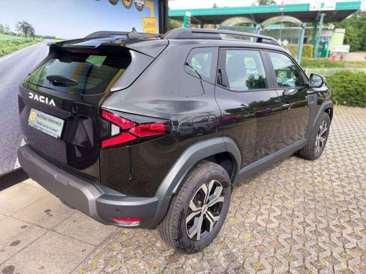 Fahrzeugbild eines Dacia Duster