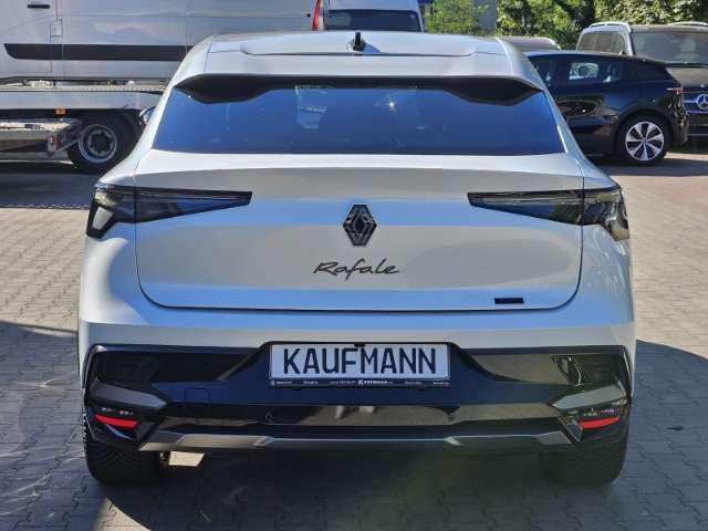 Fahrzeugbild eines Renault Rafale