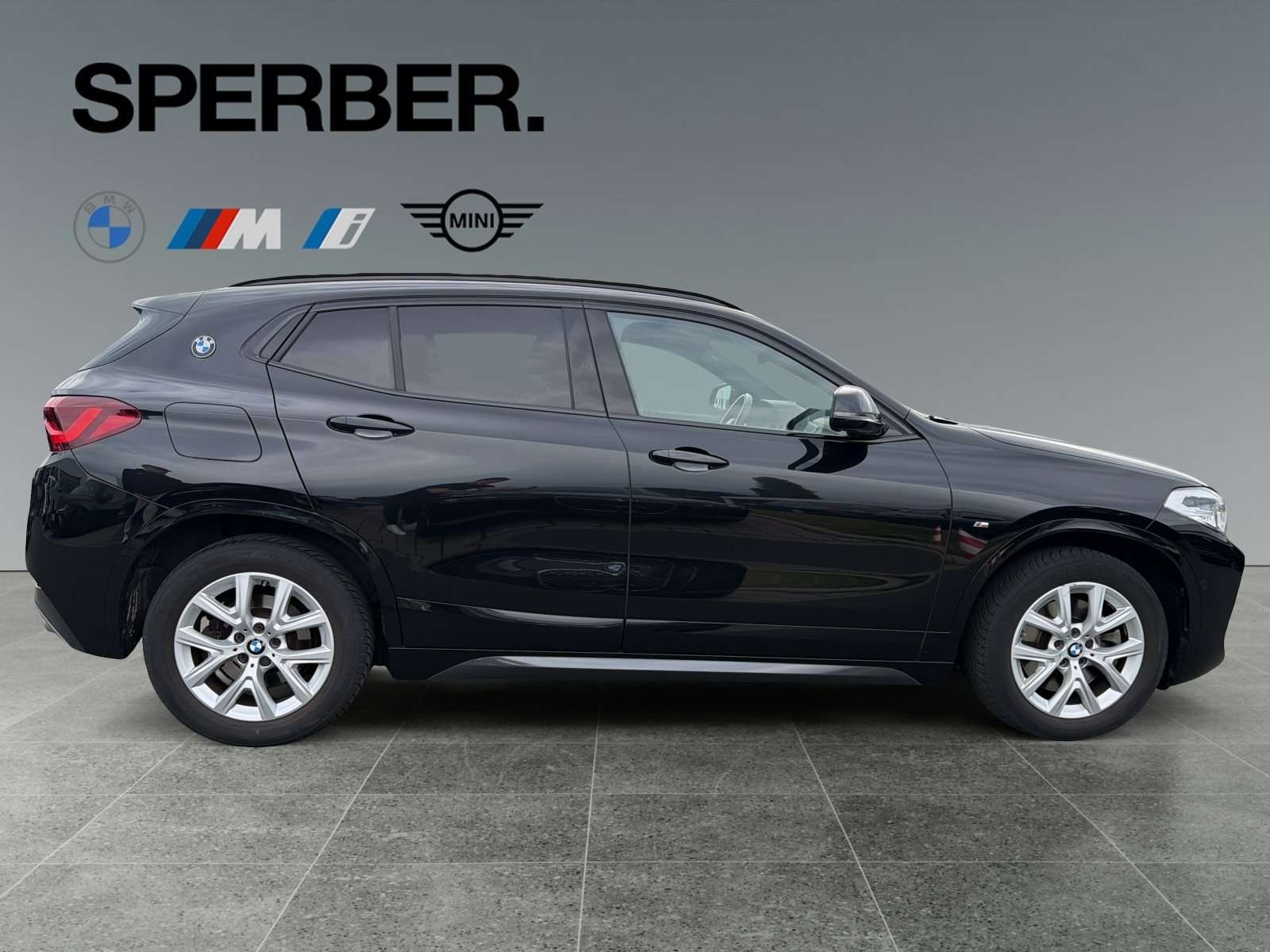 Fahrzeugbild eines BMW X2