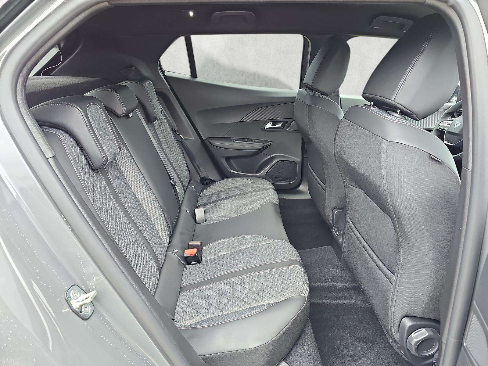 Fahrzeugbild eines Peugeot 2008