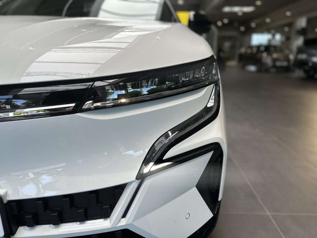 Fahrzeugbild eines Renault Megane E-TECH