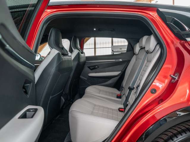 Fahrzeugbild eines Renault Megane E-TECH