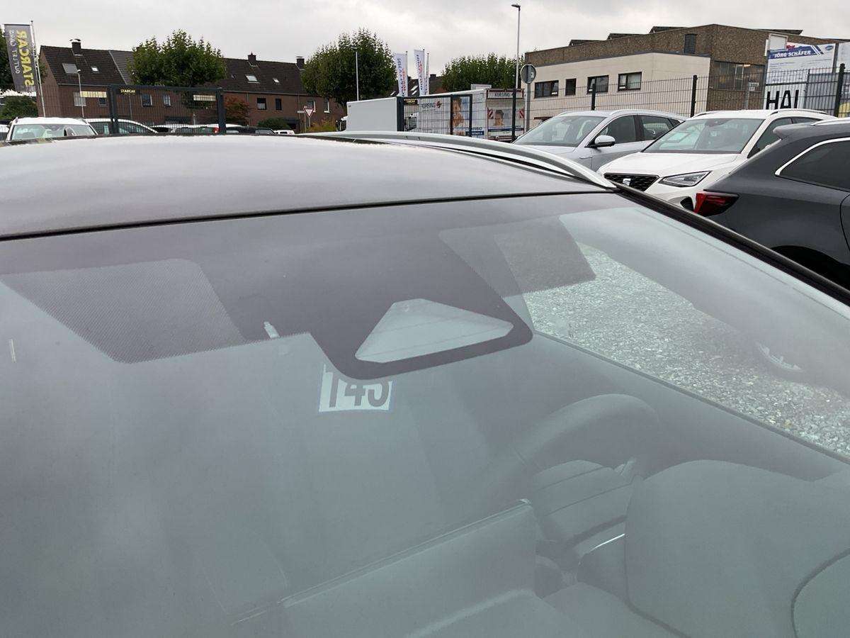 Fahrzeugbild eines Toyota Corolla
