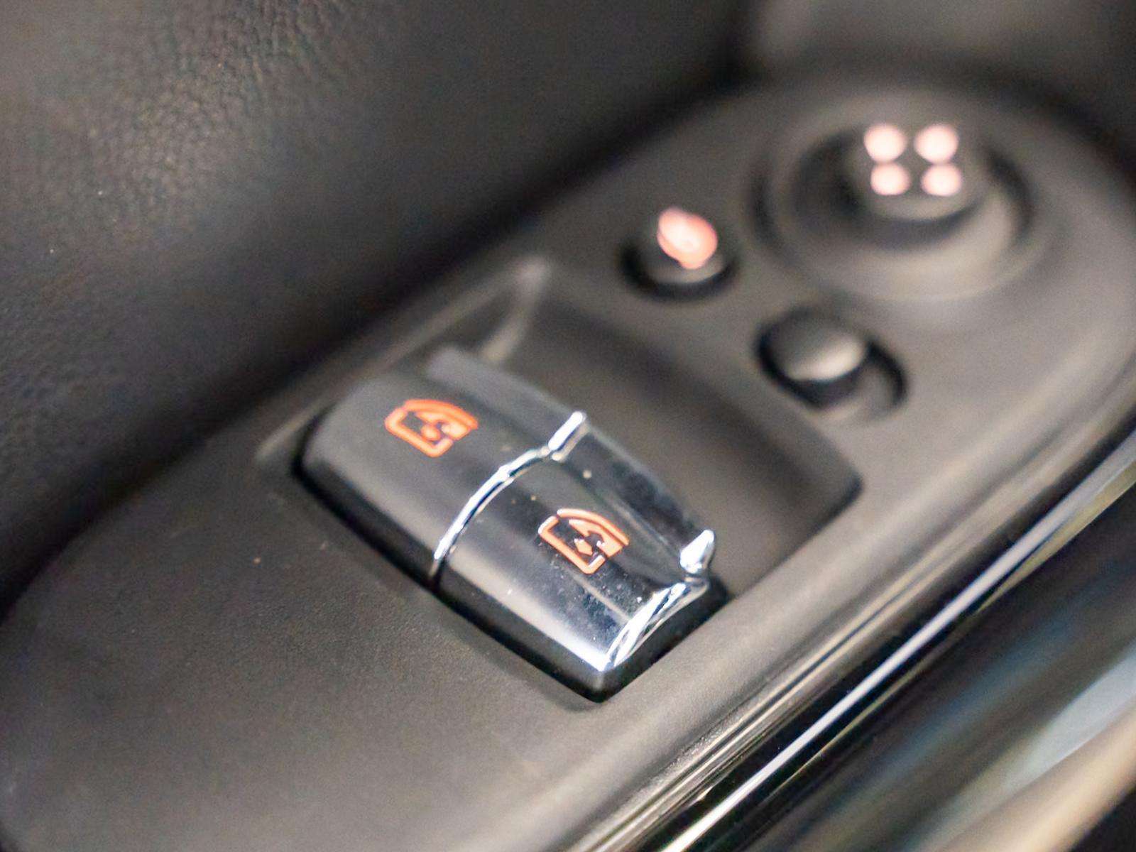 Fahrzeugbild eines MINI MINI