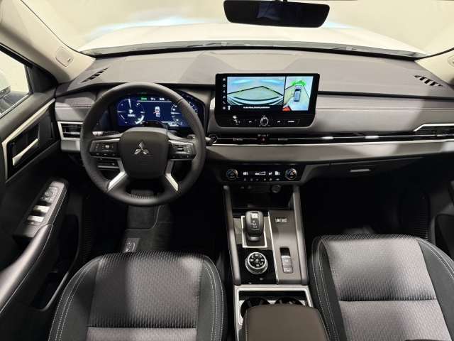 Fahrzeugbild eines Mitsubishi Outlander