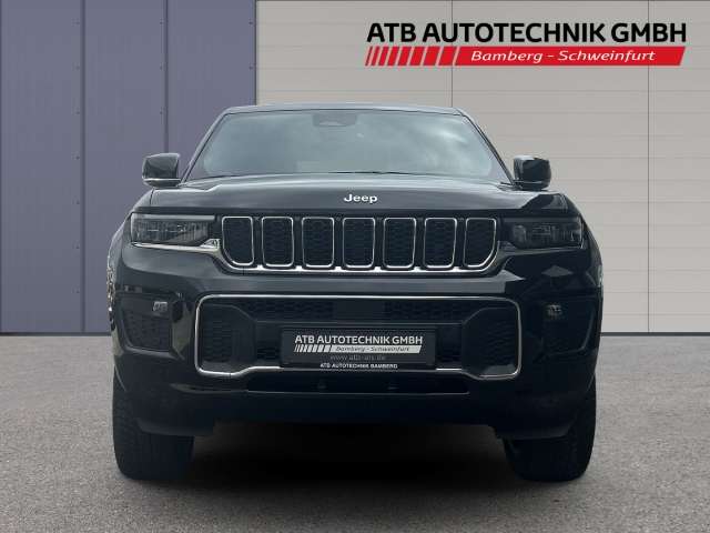 Fahrzeugbild eines Jeep Grand Cherokee