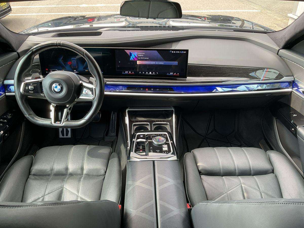 Fahrzeugbild eines BMW 7er-Reihe