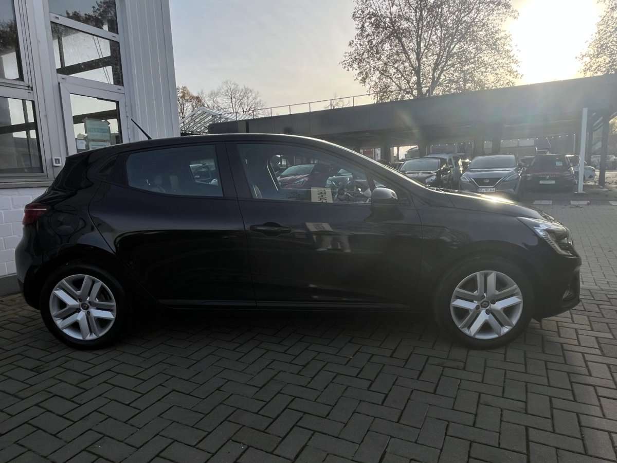 Fahrzeugbild eines Renault Clio