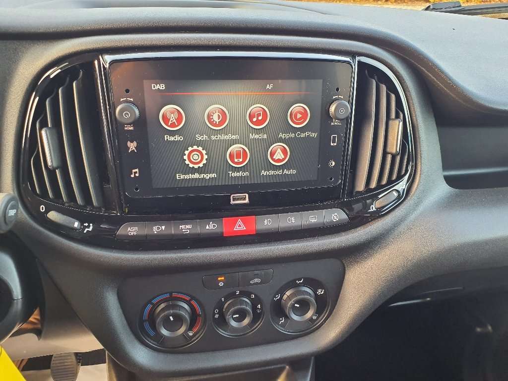 Fahrzeugbild eines Fiat Doblò