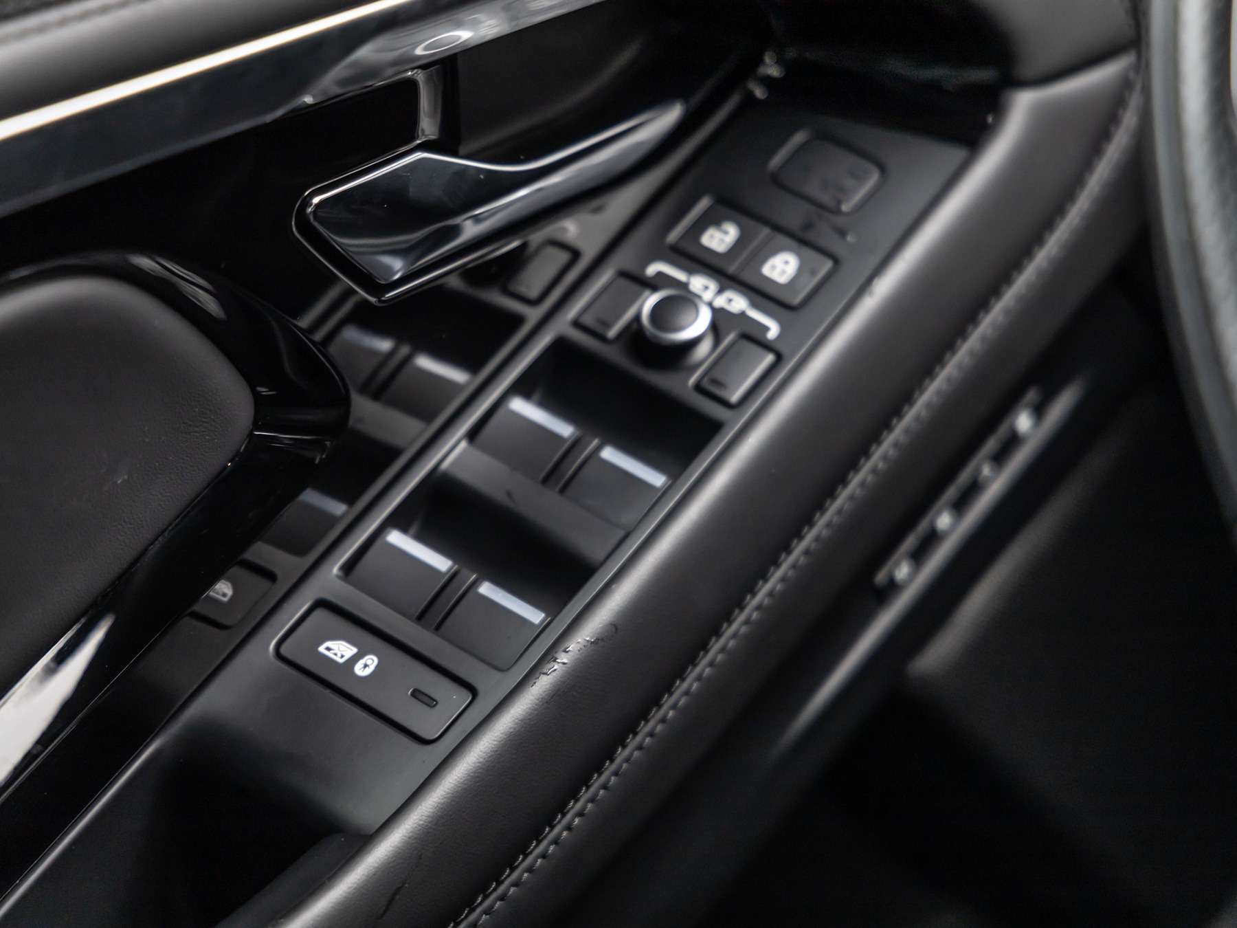 Fahrzeugbild eines Land Rover Range Rover Evoque