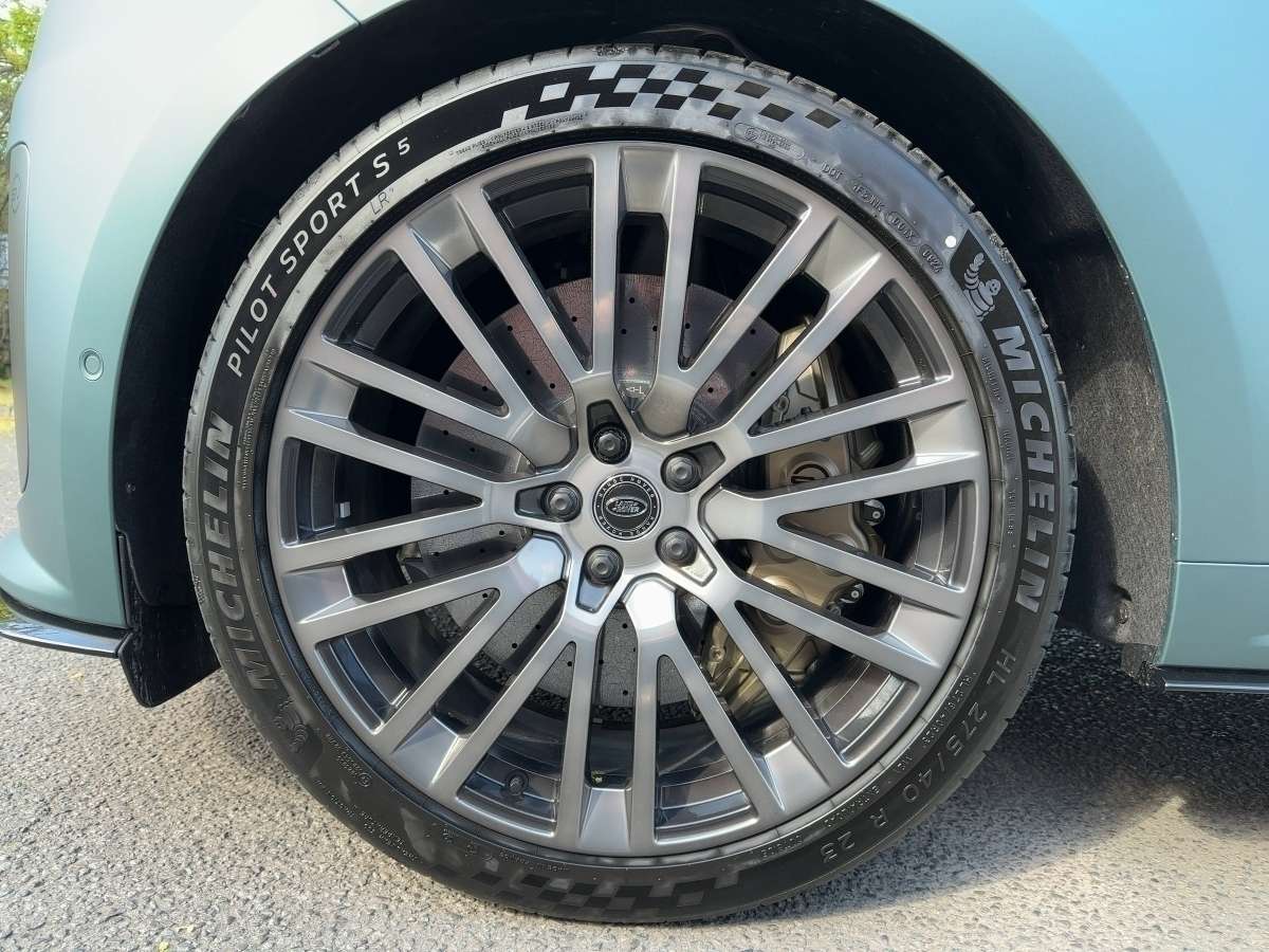 Fahrzeugbild eines Land Rover Range Rover Sport