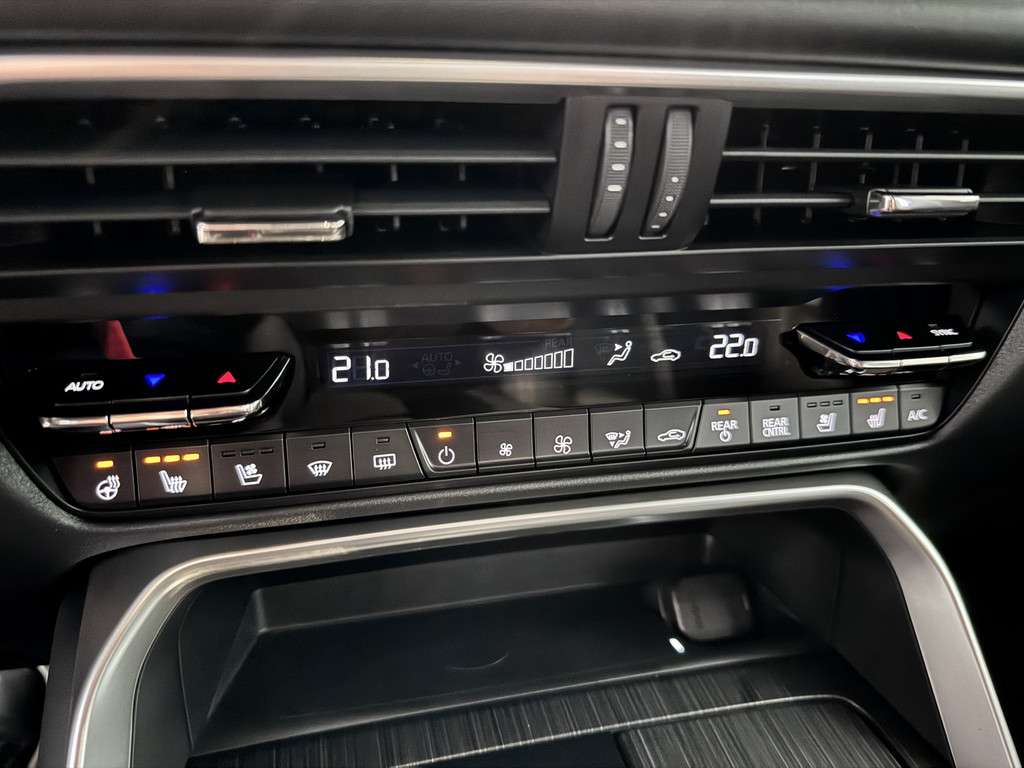 Fahrzeugbild eines Mazda CX-80